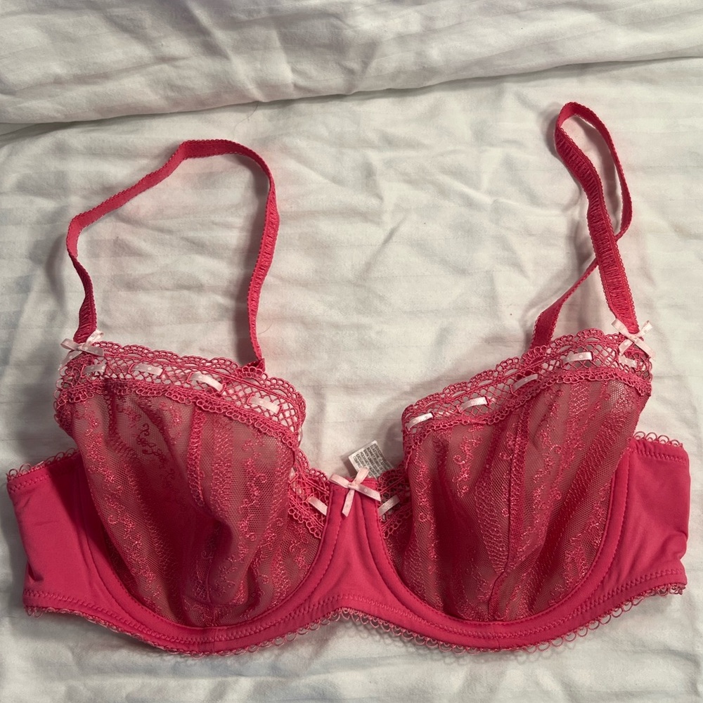 B Temptd Pink Demi Cup Bra Sz 34C